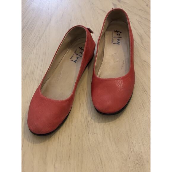 French Sole Holiday RED Ballet Flats Sparkle Ballerina Suede Italy Dorthy OZ 9.5 - Picture 12 of 16